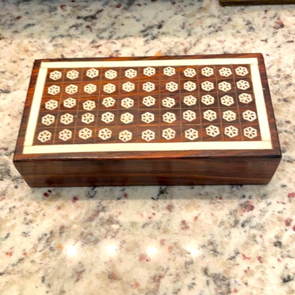 Wooden keepsake box